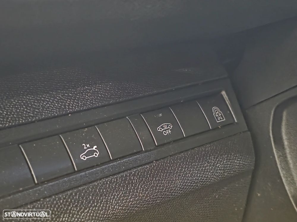 Peugeot 5008 BlueHDI 130 EAT8 Allure Pack - 18