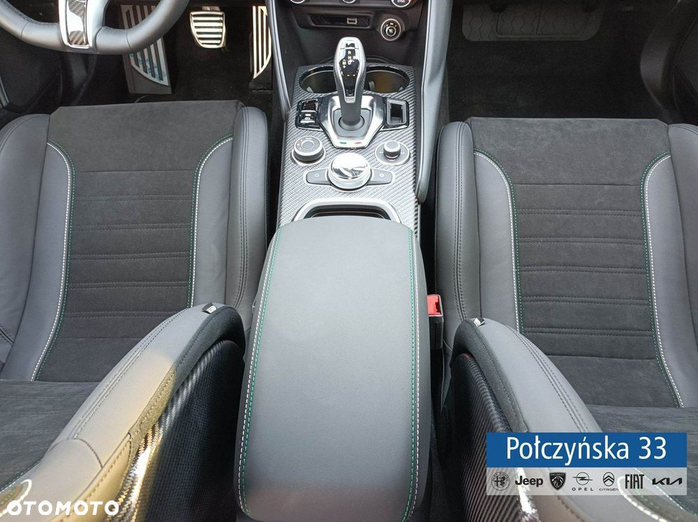 Alfa Romeo Giulia - 14