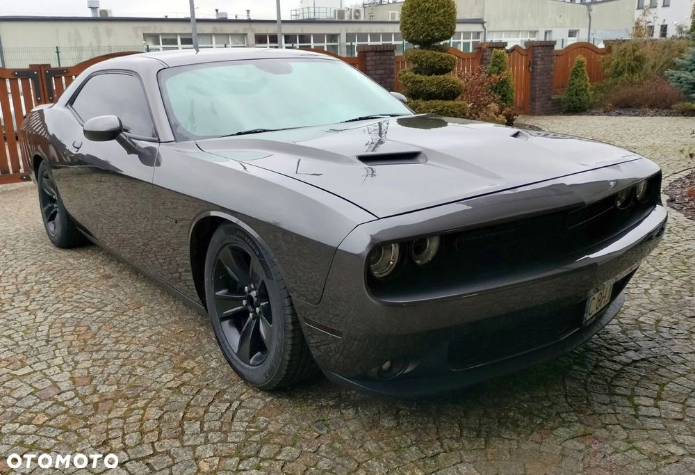 Dodge Challenger Automatik R/T Plus - 2