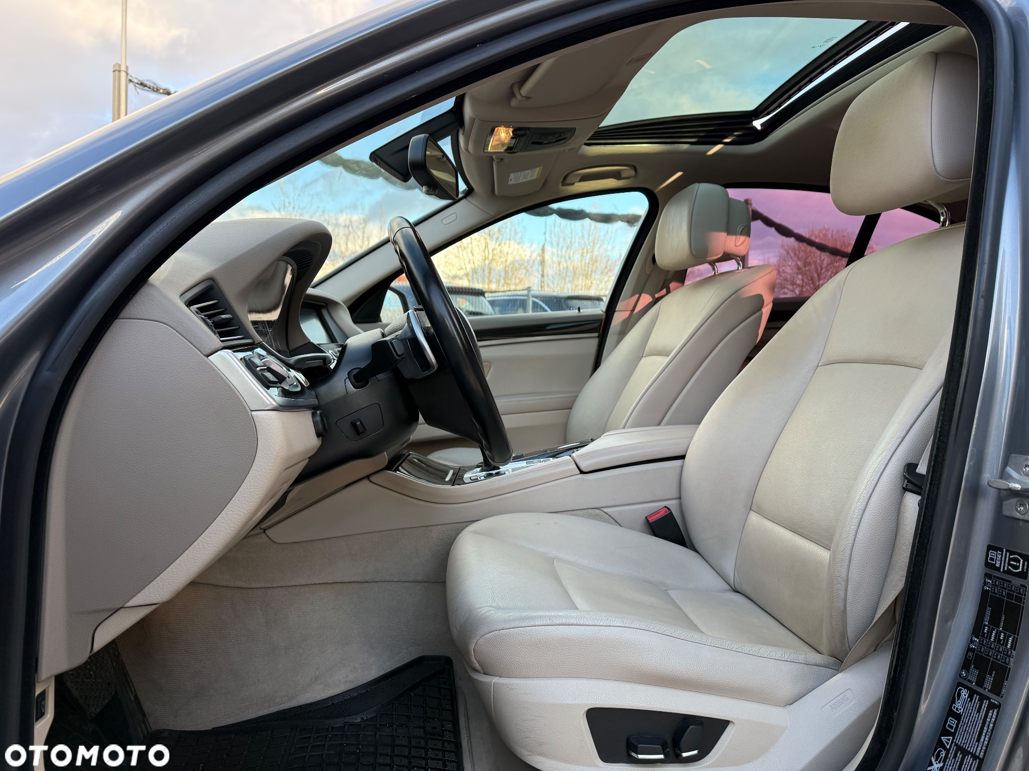 BMW Seria 5 525d xDrive - 8