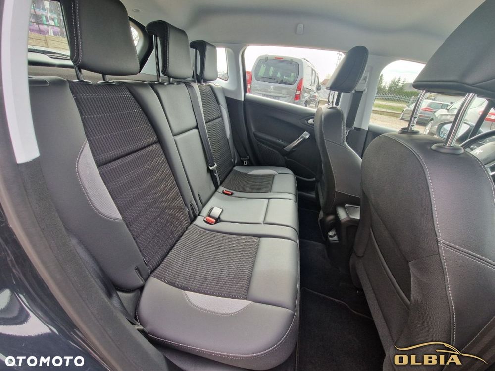 Peugeot 2008 - 22