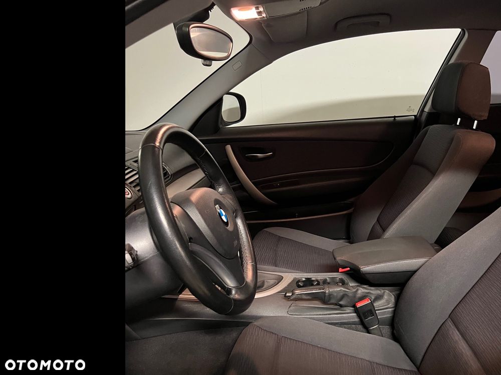 BMW Seria 1 116i Edition Sport - 8