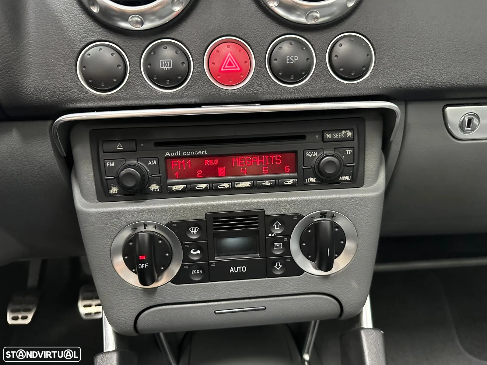 Audi TT Roadster 1.8 T - 15