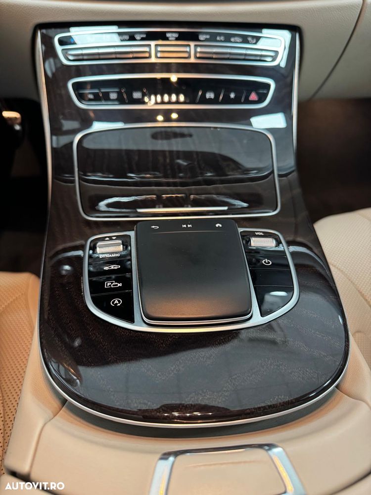 Mercedes-Benz CLS 450 4Matic 9G-TRONIC AMG Line - 29