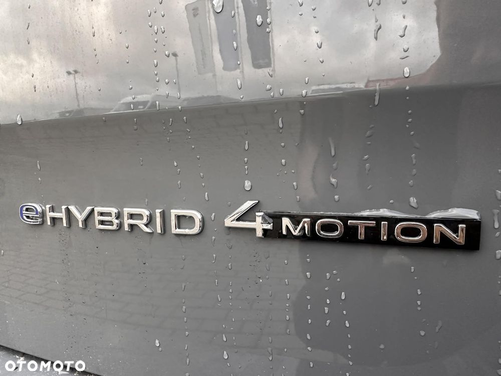 Volkswagen Multivan - 10