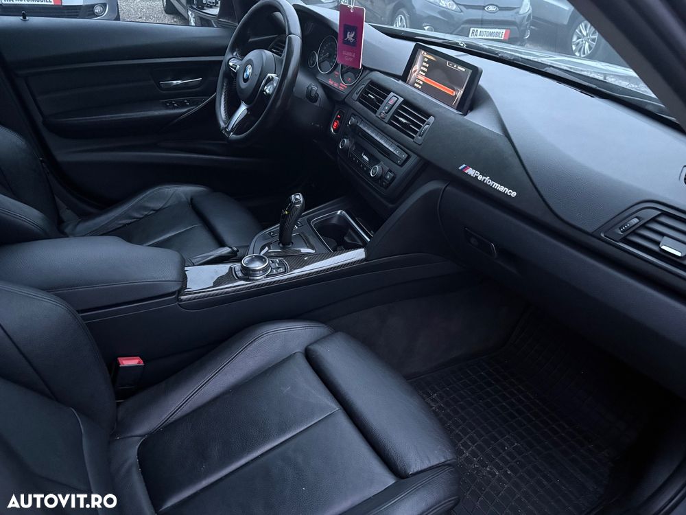 BMW Seria 3 320d Touring Aut. Efficient Dynamics Edition Blue Perf. Sport Line - 11