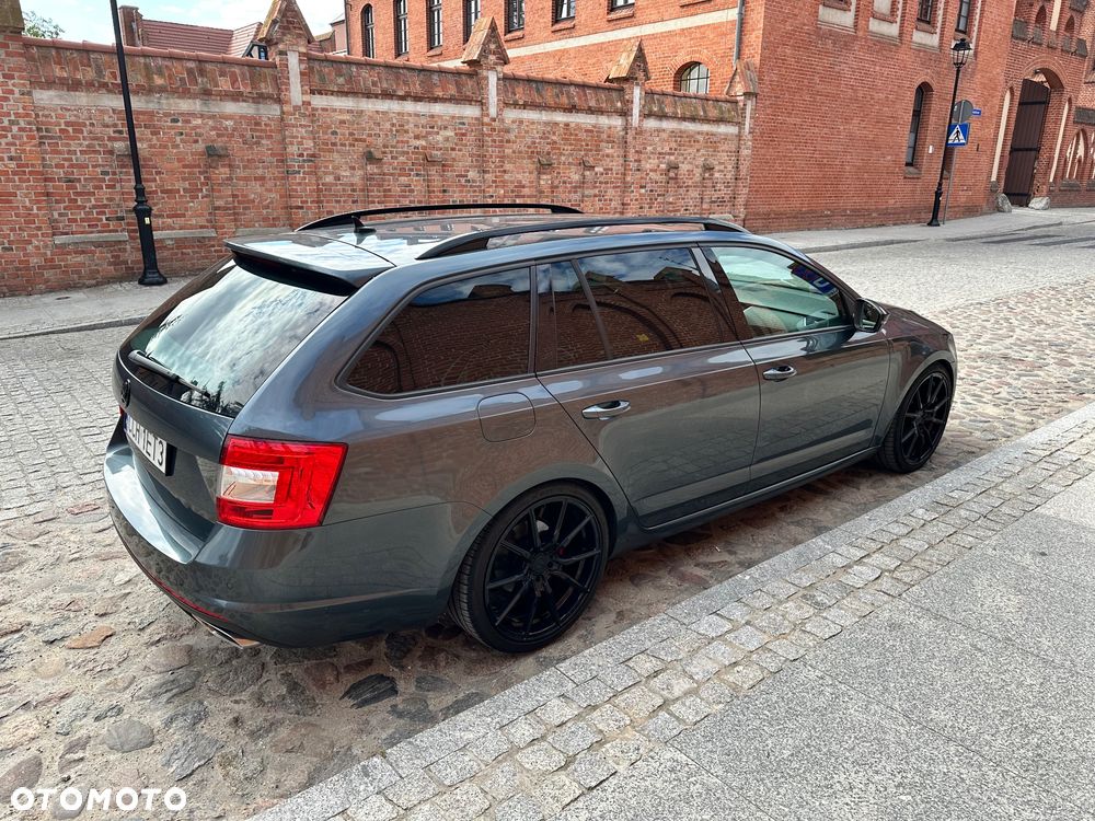 Skoda Octavia 2.0 TSI RS DSG - 3