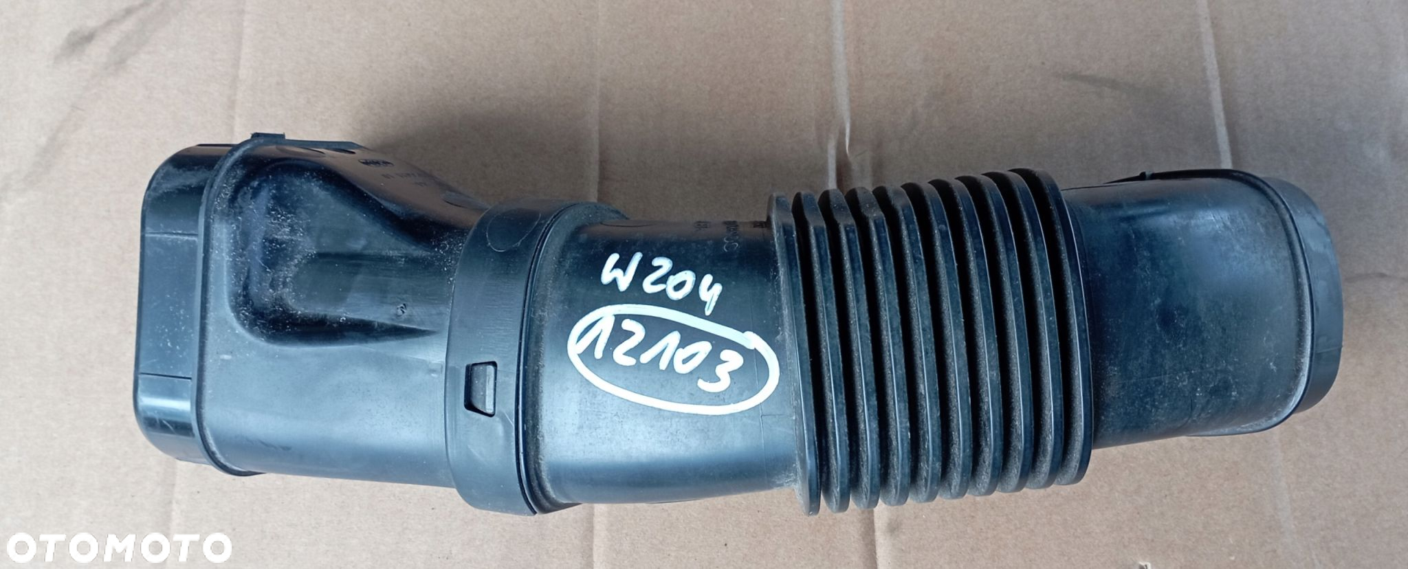 MERCEDES W204 PRZEWÓD POWIETRZA A2740900082 - 2