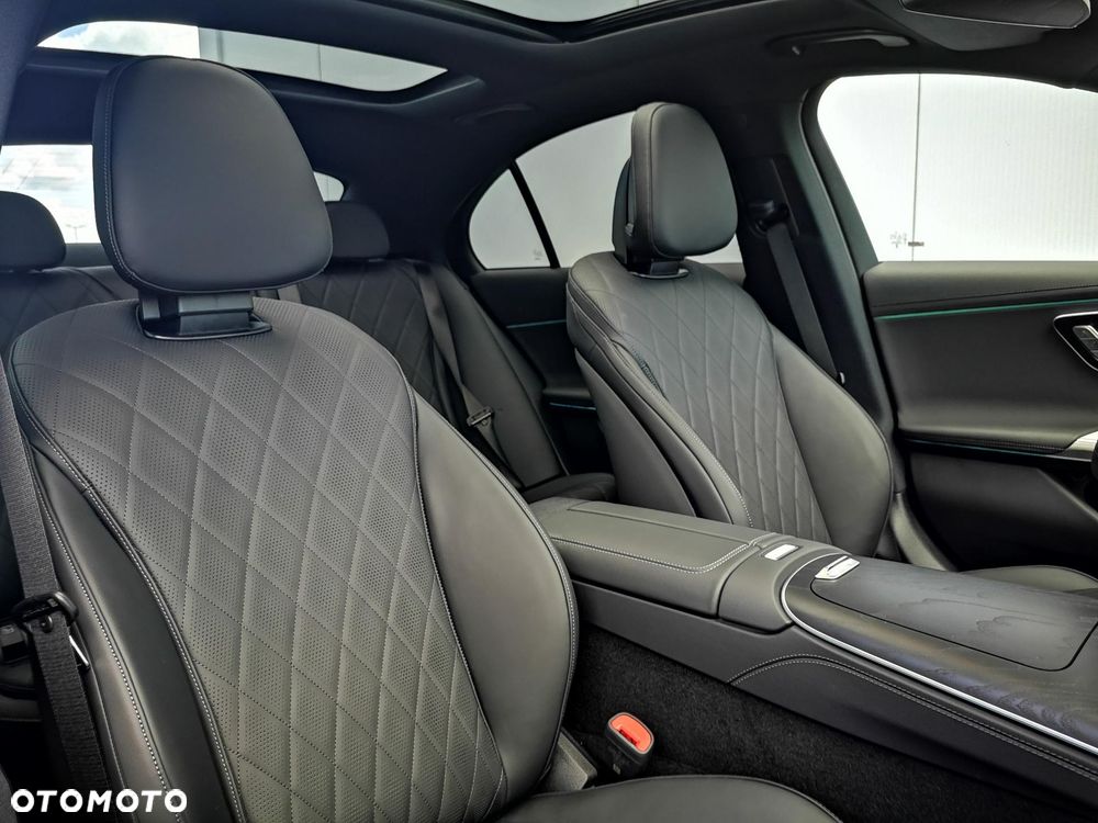 Mercedes-Benz Klasa E 450 d mHEV 4-Matic AMG 9G-Tronic - 12