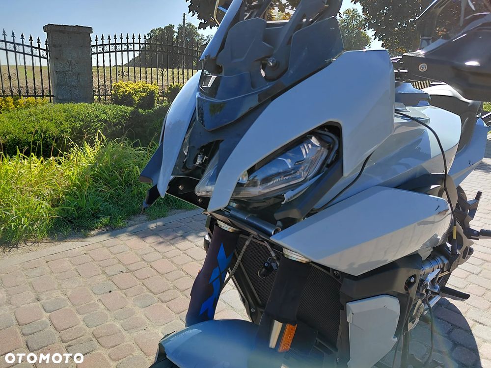 BMW XR - 11