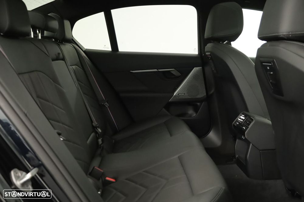 BMW i5 eDrive40 Pack Desportivo M - 22