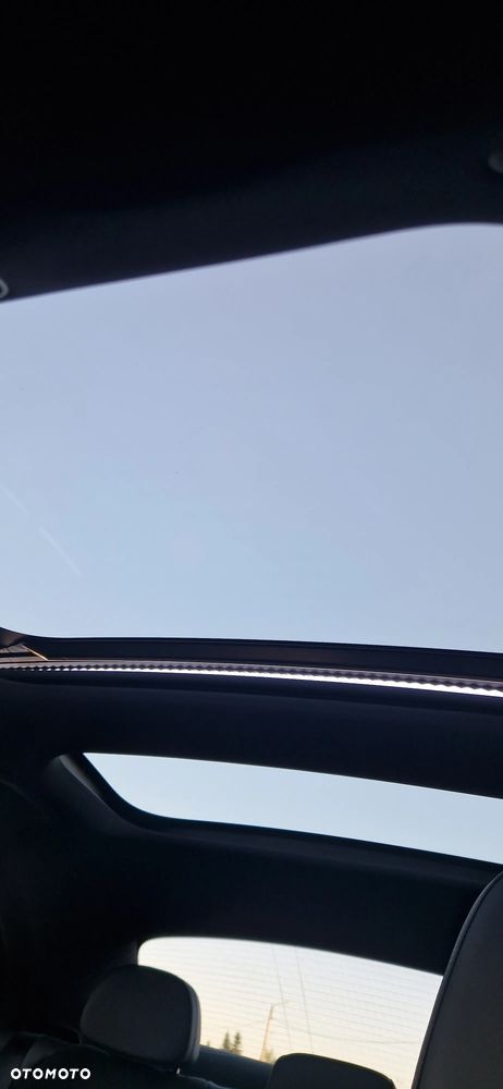 Mercedes-Benz Klasa E 220 d mHEV AMG 9G-Tronic - 23