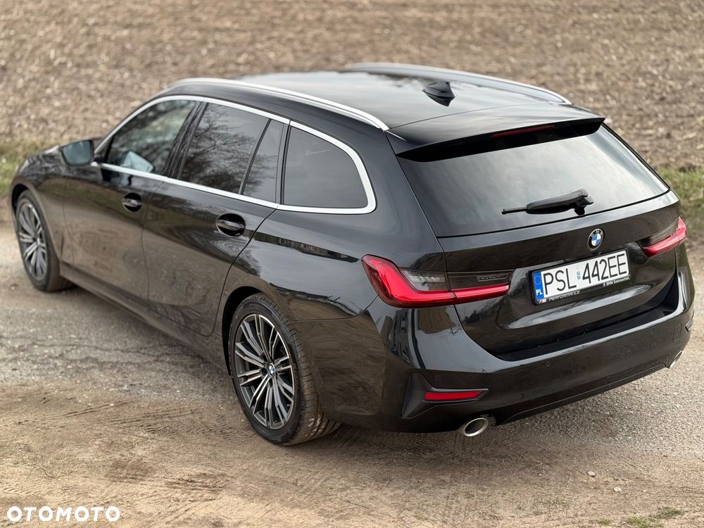 BMW Seria 3 320d - 25