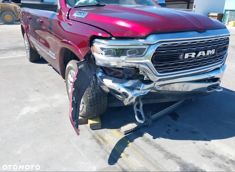 RAM 1500 Crew Cab Shortbed Limited - 5