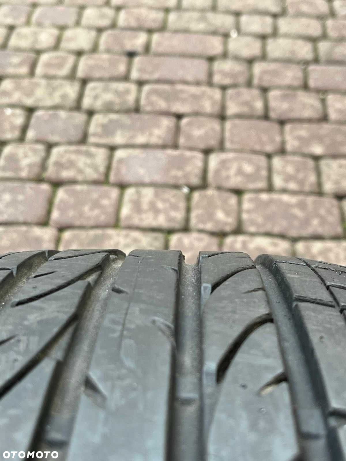 Opony Bridgestone Dueler H/P  215/65/17 99V  6mm - 4