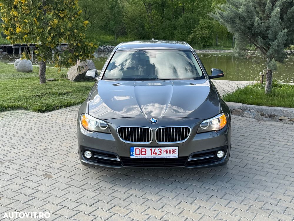 BMW Seria 5 520d Aut. - 9
