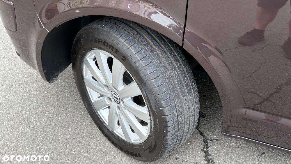 Volkswagen Multivan - 13