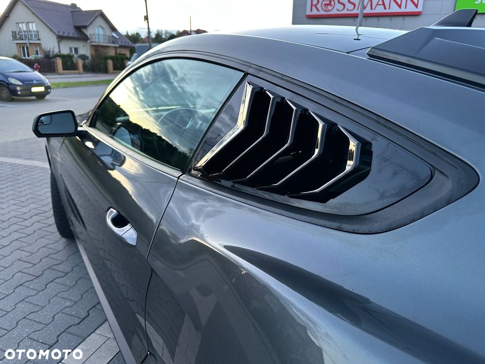 Ford Mustang - 11