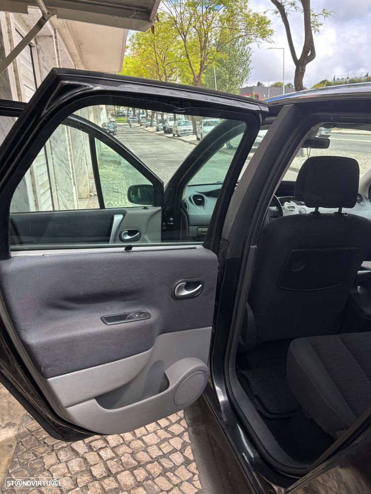 Renault Scénic 1.5 dCi Confort - 14