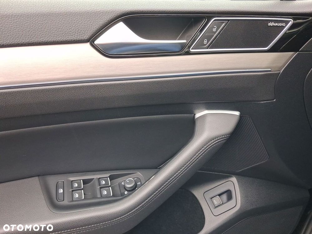 Volkswagen Passat 1.8 TSI BMT Highline DSG - 23