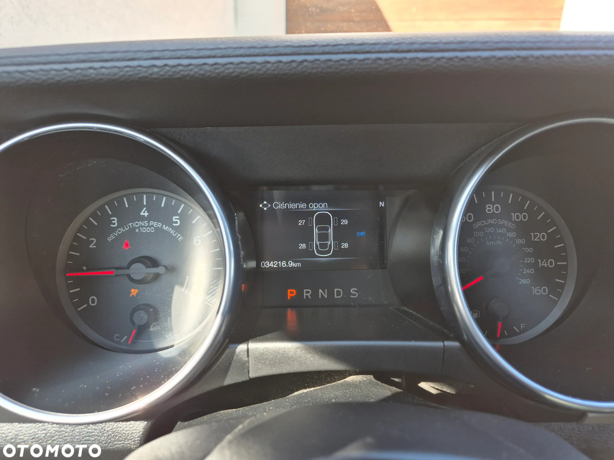 Ford Mustang 5.0 V8 GT - 11