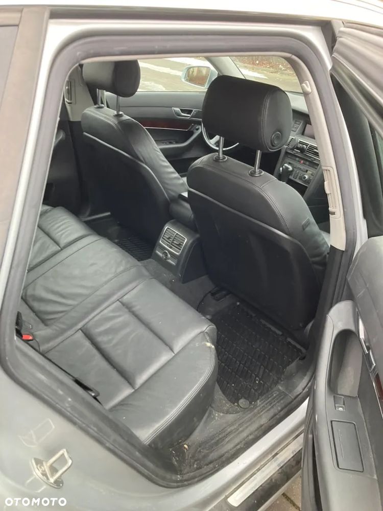 Audi A6 Avant 4.2 Quattro Tiptronic - 30