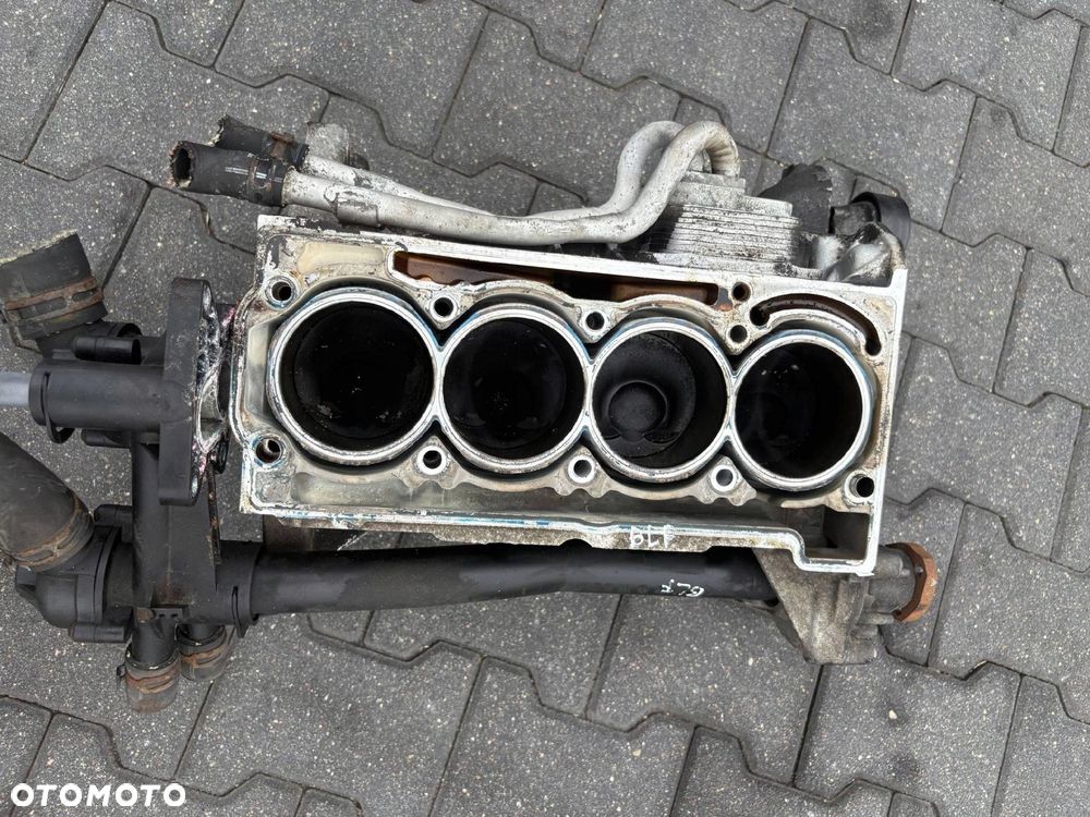 BLOK SILNIKA 1.6 FSI BLF VW AUDI SKODA SEAT - 4