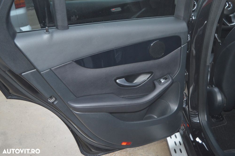 Mercedes-Benz GLC 250 d 4MATIC 9G-TRONIC - 21