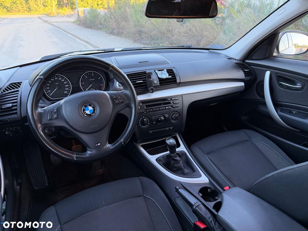 BMW Seria 1 - 24