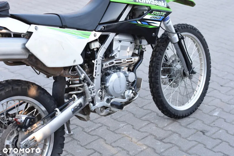 Kawasaki KLX - 12