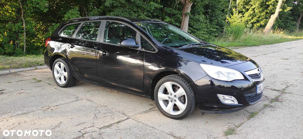 Opel Astra 1.6 ECOFLEX Start/Stop Edition - 1
