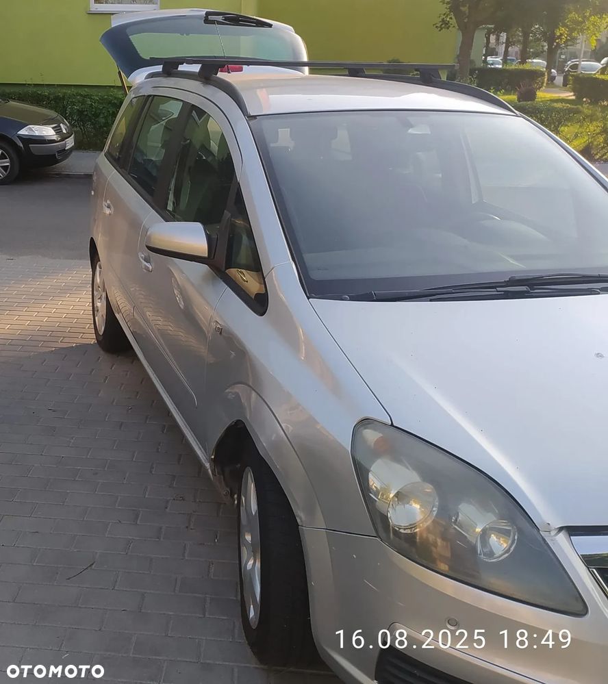 Opel Zafira 1.9 CDTI - 3