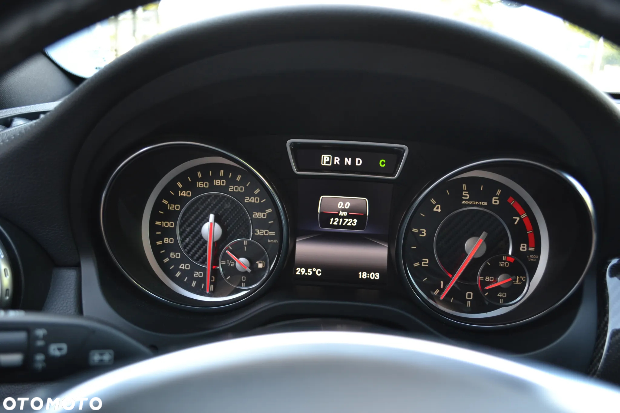 Mercedes-Benz GLA AMG 45 4-Matic - 18