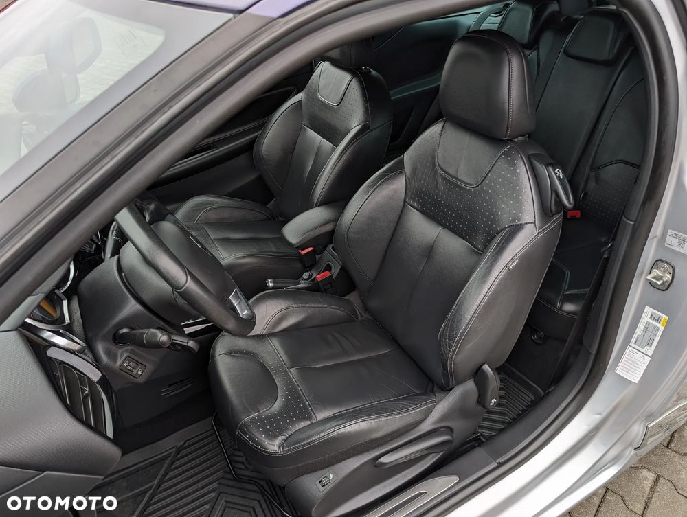 Citroën DS3 VTi 120 Opera Blue - 33