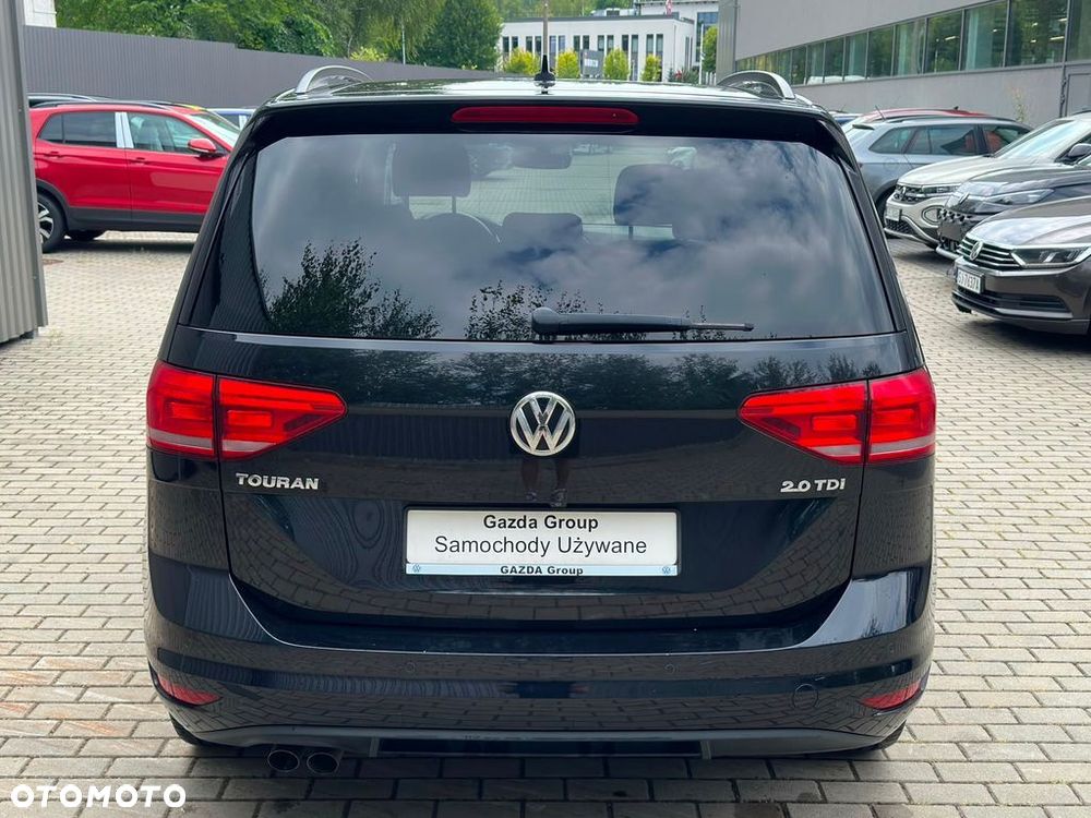 Volkswagen Touran 2.0 TDI BMT Comfortline - 8