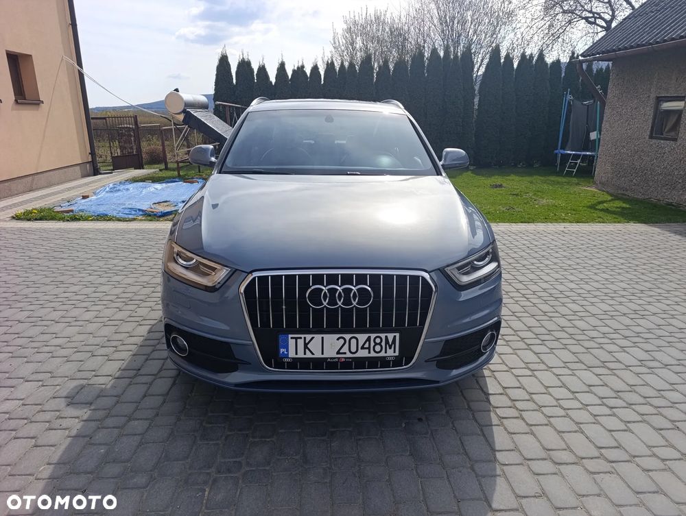 Audi Q3 2012 photo 2
