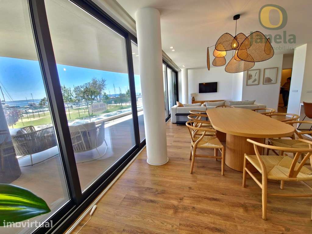 Extraordinário T2 1ª linha de MAR em Olhão - Grande imagem: 5/26
