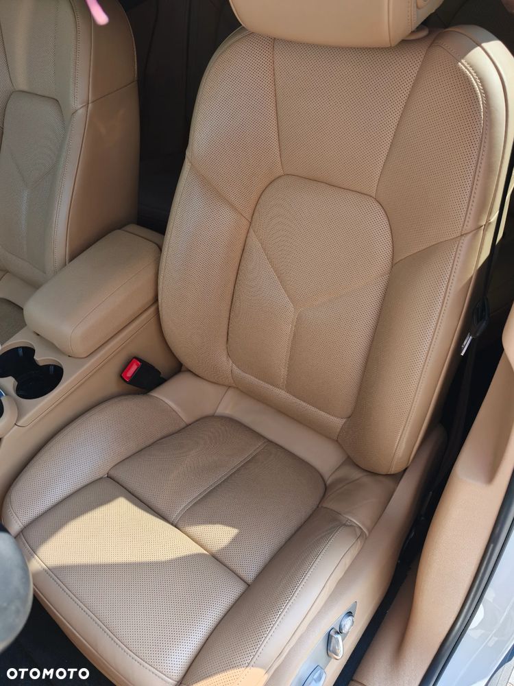 Porsche Macan PDK - 12