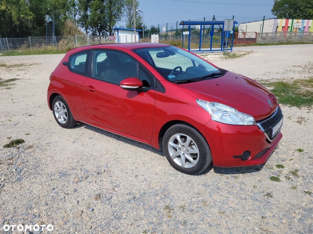 Peugeot 208 - 2