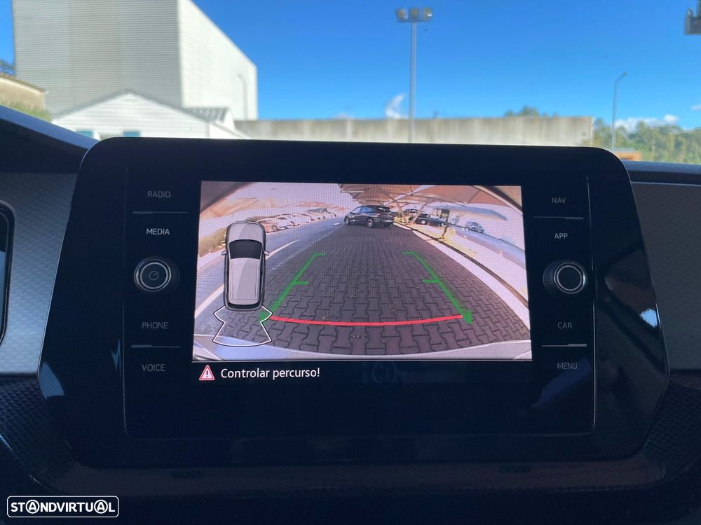 VW T-Cross 1.0 TSI - 23