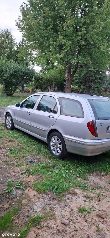 Lancia Lybra - 4