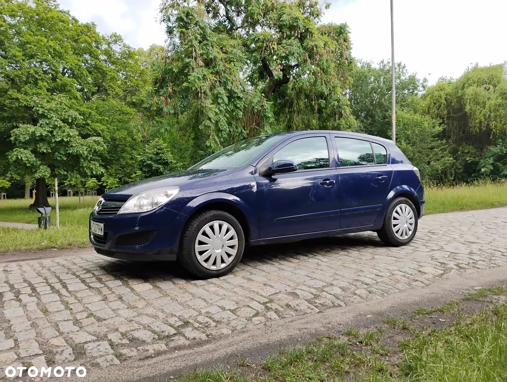 Opel Astra 1.6 Enjoy - 2