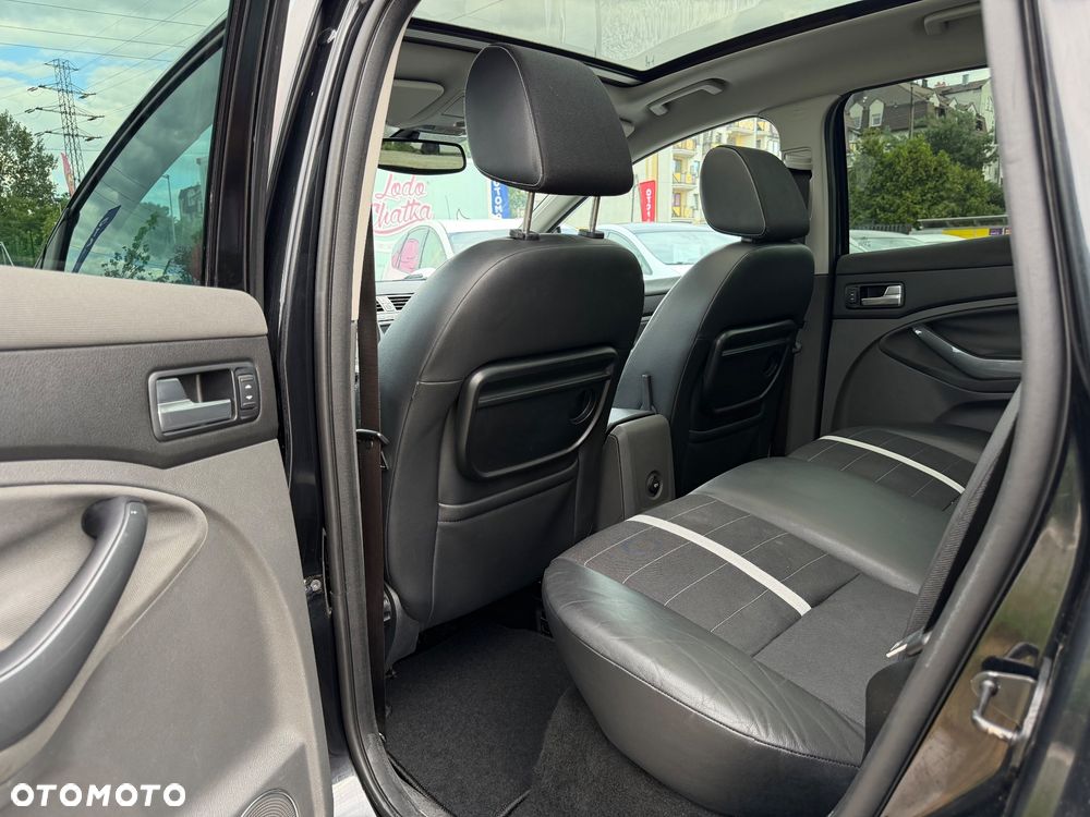 Ford Kuga 2.0 TDCi Titanium FWD - 22