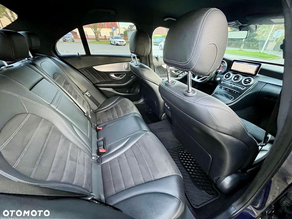 Mercedes-Benz Klasa C 160 9G-TRONIC AMG Line - 8