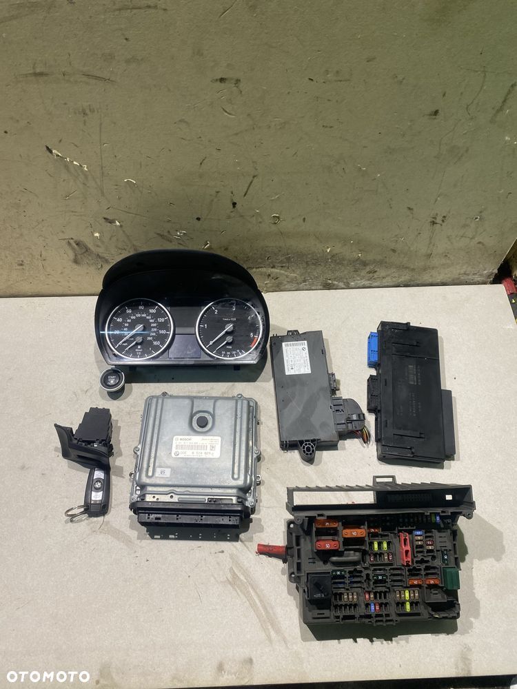 Zestaw startowy licznik Bmw e90 lift e87 e60 e84 n47d20 2.0 d