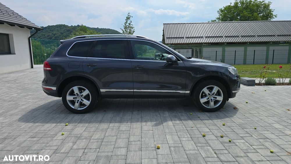 Volkswagen Touareg 3.0 V6 TDI BMT - 3