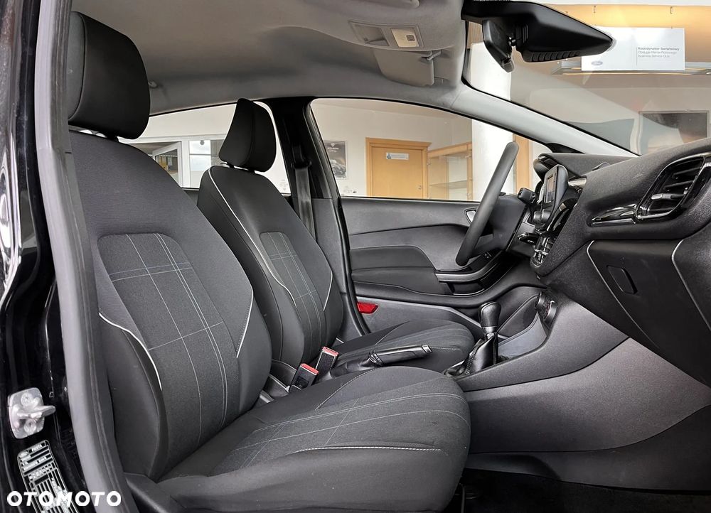 Ford Fiesta 1.1 S&S TITANIUM - 22