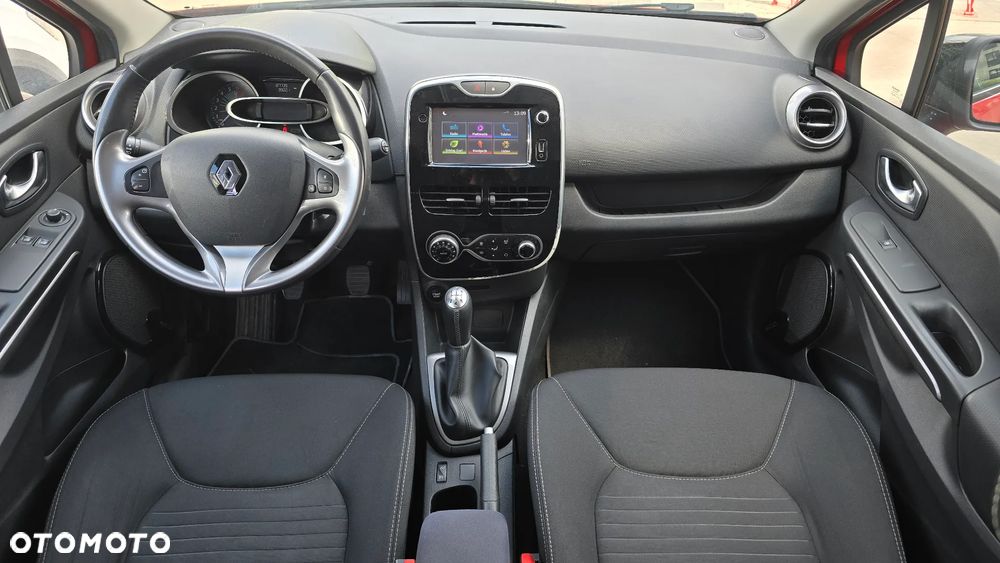 Renault Clio 0.9 Energy TCe Intens+ EU6 - 17