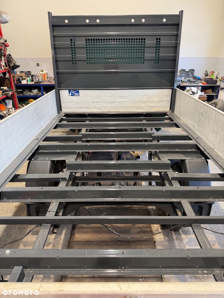 Mercedes-Benz Sprinter 4x4 - 6