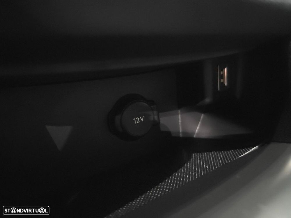 Peugeot 308 SW 1.5 BlueHDi Allure - 29